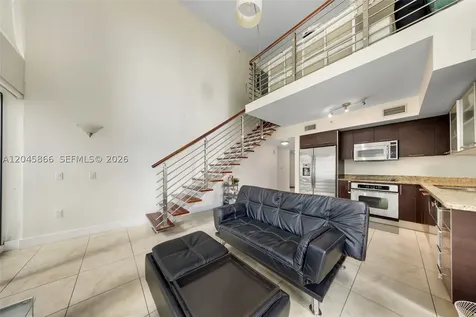 41 SE 5th Street Miami FL 33131