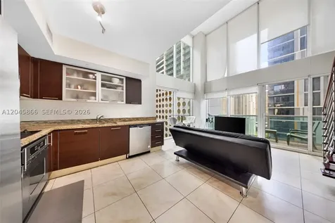 41 SE 5th Street Miami FL 33131