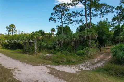 4180 36th Avenue SE Naples FL 34120