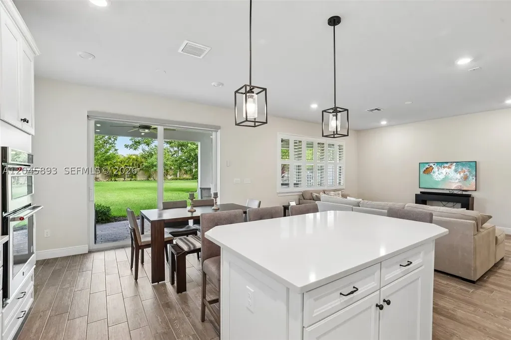 1636 Trailhead Terrace Hollywood FL 33021