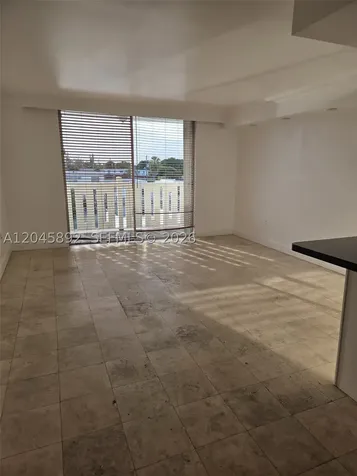 7900 Tatum Waterway Drive Miami Beach FL 33141