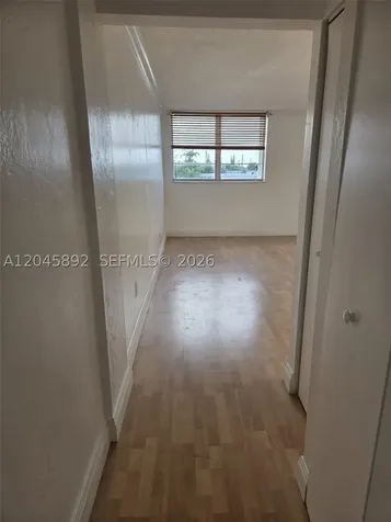 7900 Tatum Waterway Drive Miami Beach FL 33141