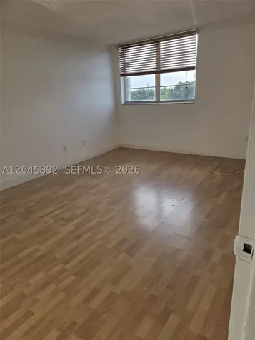 7900 Tatum Waterway Drive Miami Beach FL 33141