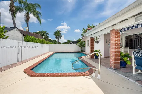 520 NW 132nd Court Miami FL 33182