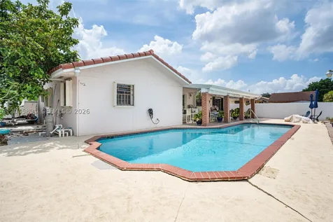 520 NW 132nd Court Miami FL 33182