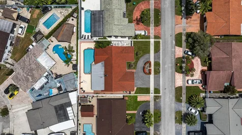 520 NW 132nd Court Miami FL 33182