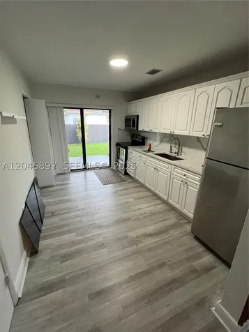 6685 NW 38th Terrace Virginia Gardens FL 33166