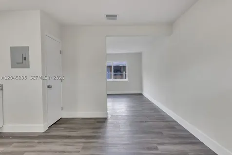 1430 NW 2nd Avenue Florida City FL 33034