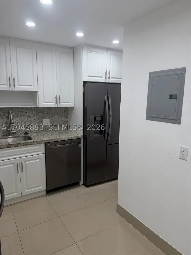 2201 S Ocean Drive Hollywood FL 33019