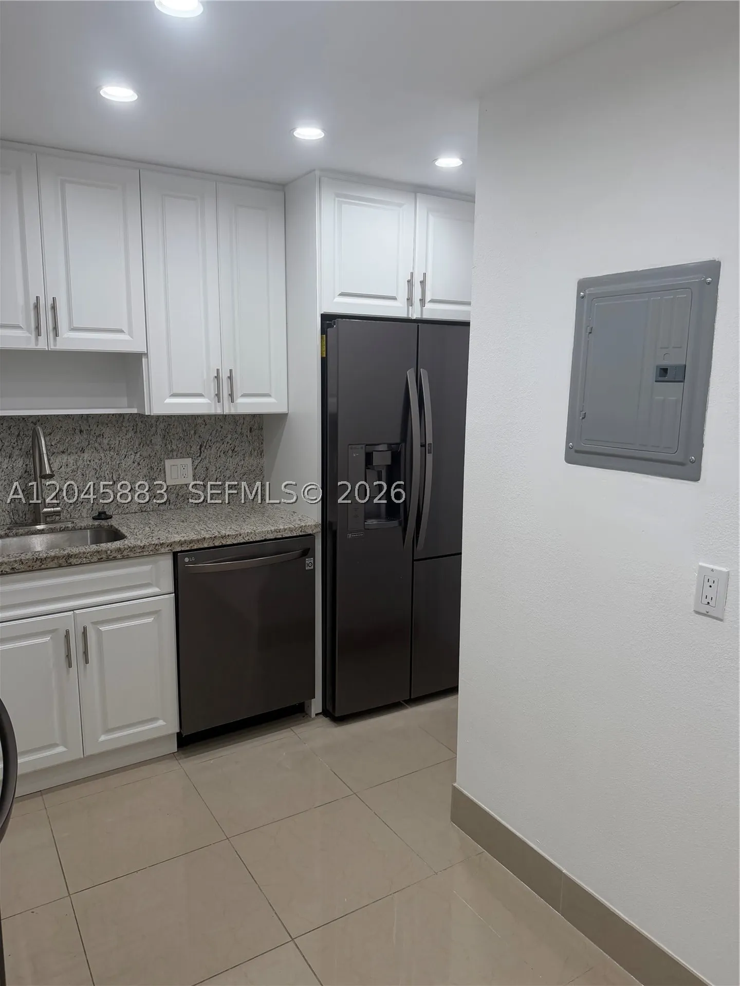 2201 S Ocean Drive Hollywood FL 33019