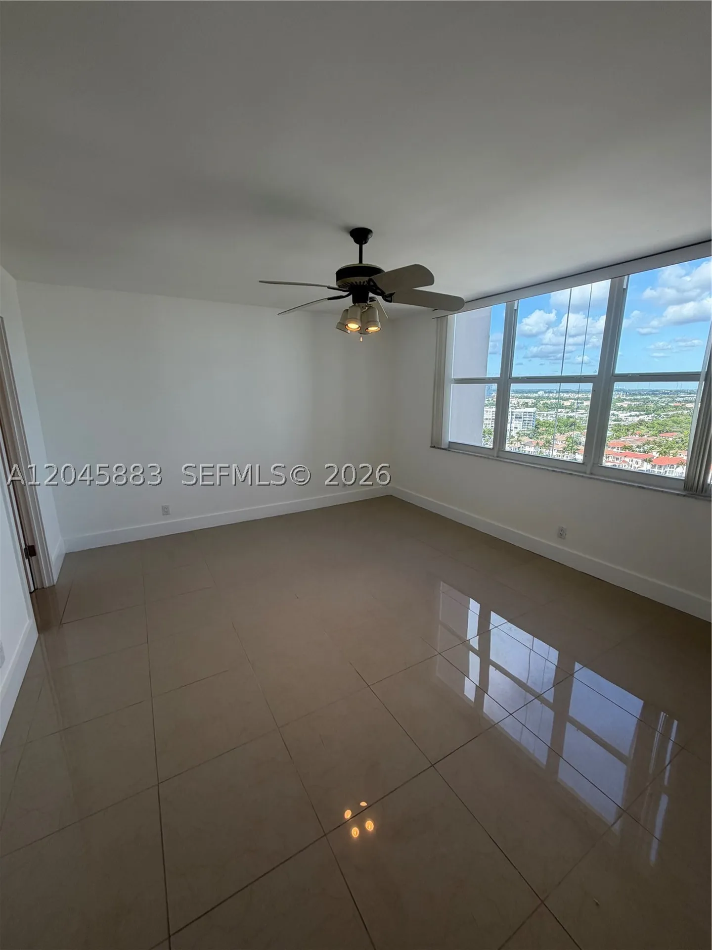 2201 S Ocean Drive Hollywood FL 33019