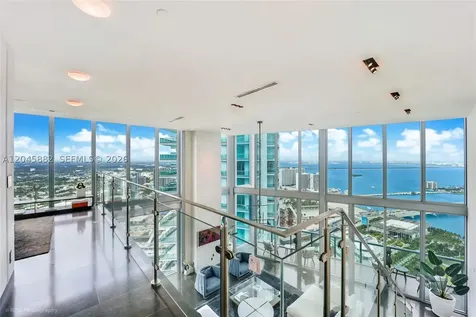 888 Biscayne Boulevard Miami FL 33132