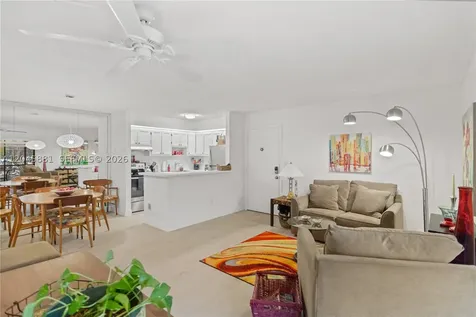 9930 S Belfort Circle Tamarac FL 33321