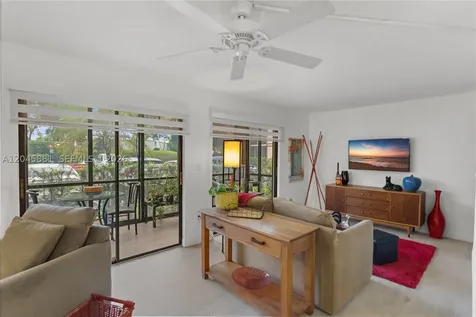 9930 S Belfort Circle Tamarac FL 33321
