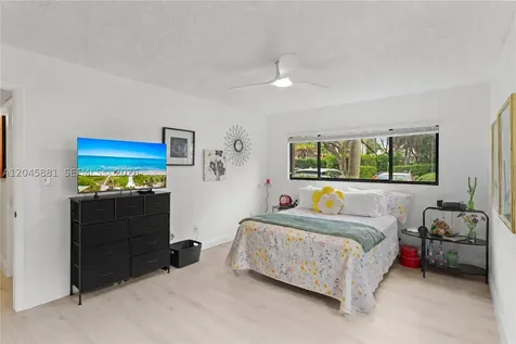 9930 S Belfort Circle Tamarac FL 33321