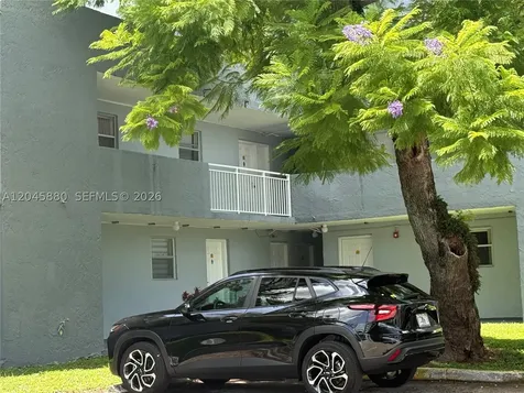 9371 Fontainebleau Boulevard Miami FL 33172