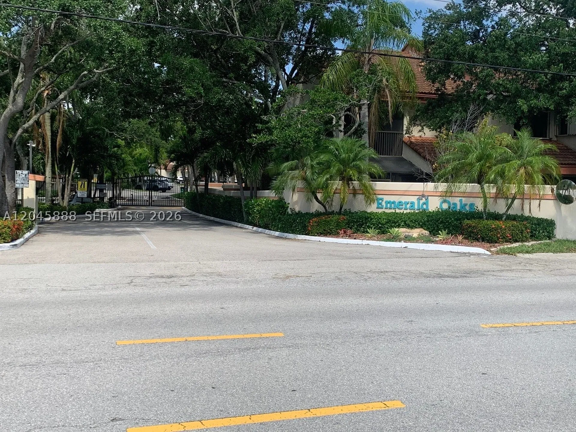 3345 Emerald Oaks Drive Hollywood FL 33021