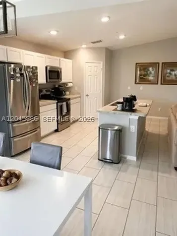2123 NE 6th Avenue Cape Coral FL 33909
