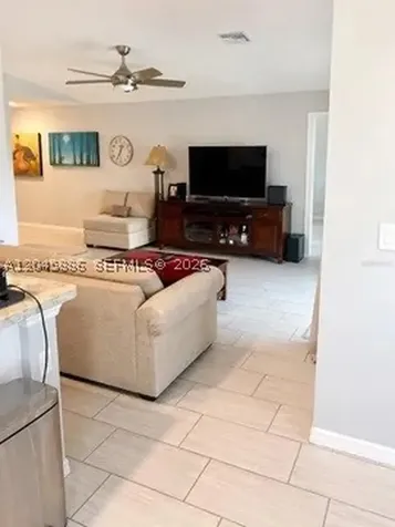 2123 NE 6th Avenue Cape Coral FL 33909