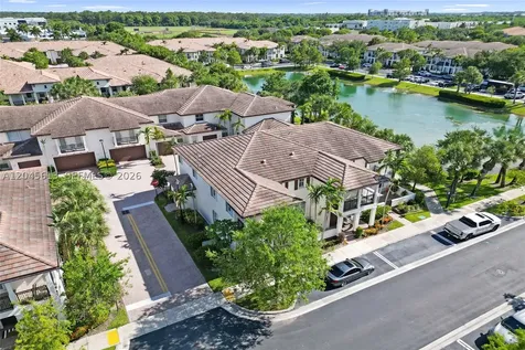 4760 Mimosa Place Coconut Creek FL 33073