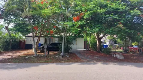 2827 Adams Street Hollywood FL 33020