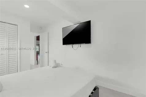 2827 Adams Street Hollywood FL 33020