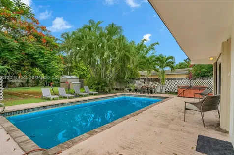 2827 Adams Street Hollywood FL 33020
