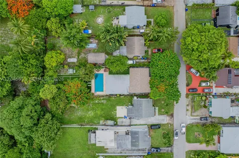 2827 Adams Street Hollywood FL 33020
