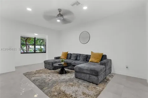 2827 Adams Street Hollywood FL 33020