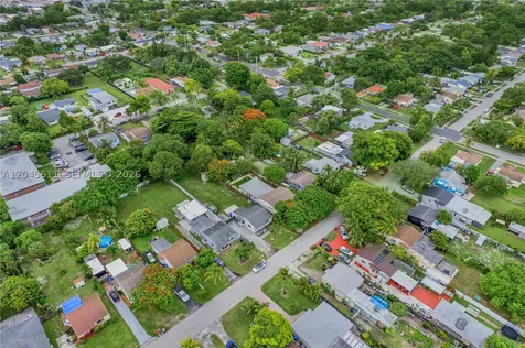 2827 Adams Street Hollywood FL 33020