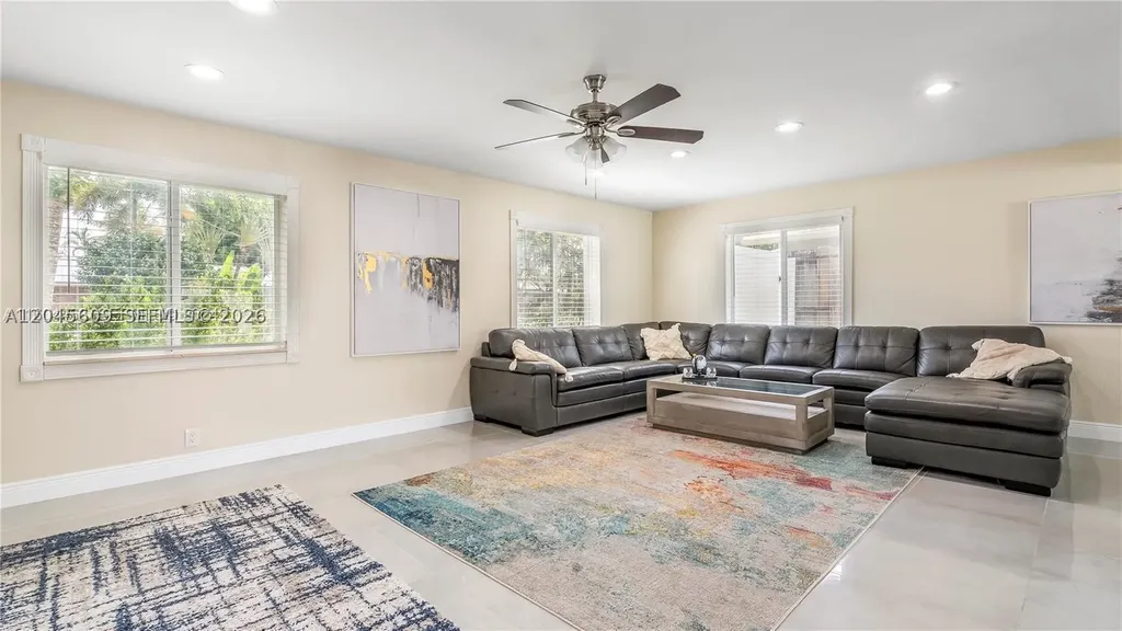 5211 NE 17th Avenue Fort Lauderdale FL 33334