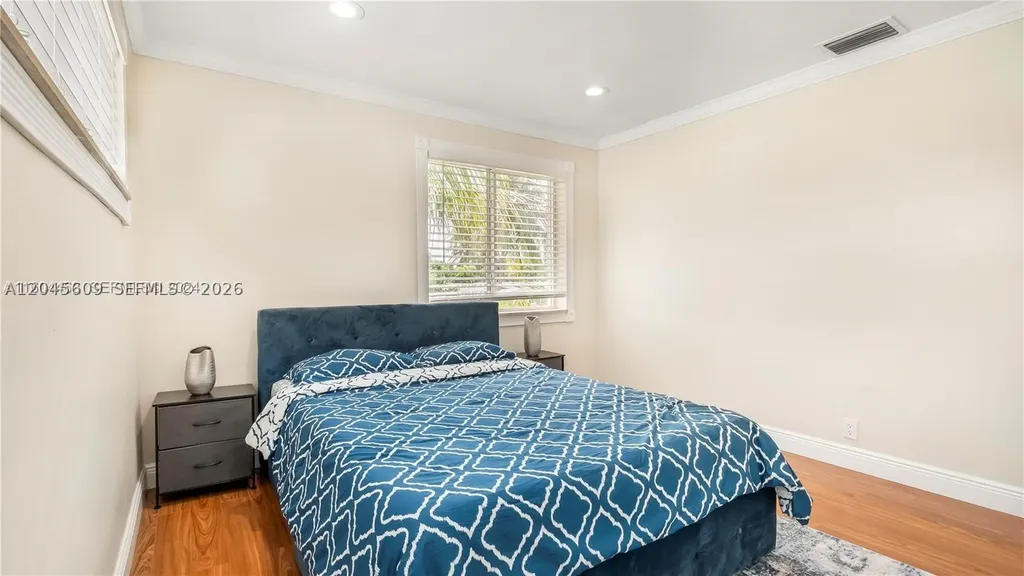 5211 NE 17th Avenue Fort Lauderdale FL 33334