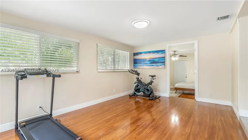 5211 NE 17th Avenue Fort Lauderdale FL 33334