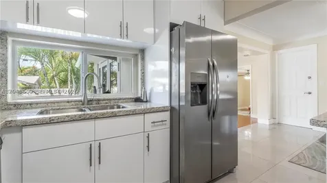 5211 NE 17th Avenue Fort Lauderdale FL 33334