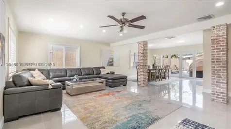 5211 NE 17th Avenue Fort Lauderdale FL 33334