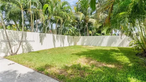 5211 NE 17th Avenue Fort Lauderdale FL 33334