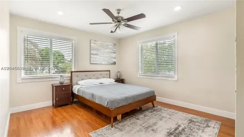 5211 NE 17th Avenue Fort Lauderdale FL 33334