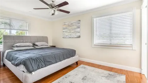 5211 NE 17th Avenue Fort Lauderdale FL 33334