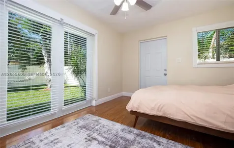 5211 NE 17th Avenue Fort Lauderdale FL 33334