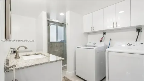 5211 NE 17th Avenue Fort Lauderdale FL 33334