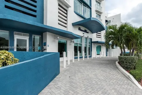 7600 Collins Avenue Miami Beach FL 33141