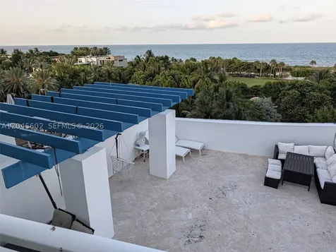 7600 Collins Avenue Miami Beach FL 33141