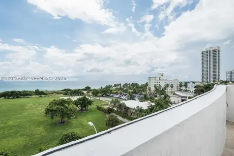 7600 Collins Avenue Miami Beach FL 33141