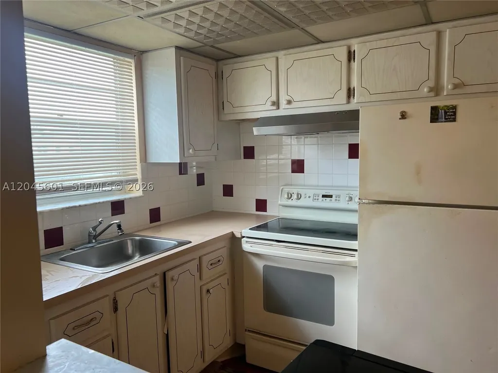 391 Windsor Q West Palm Beach FL 33417