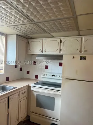 391 Windsor Q West Palm Beach FL 33417