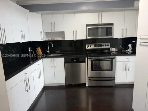 600 NE 36 Street Miami FL 33137