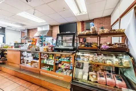 600 NE 36 Street Miami FL 33137