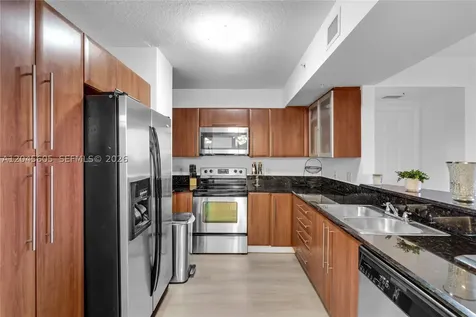 3232 SW 22nd Terrace Miami FL 33145
