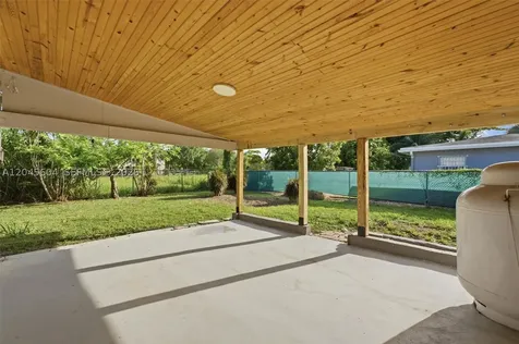 14310 SW 271st Terrace Homestead FL 33032