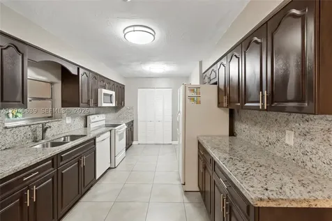 5081 SW 95th Avenue Cooper City FL 33328
